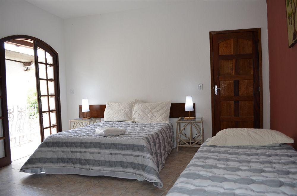 Rosas Inn 2*